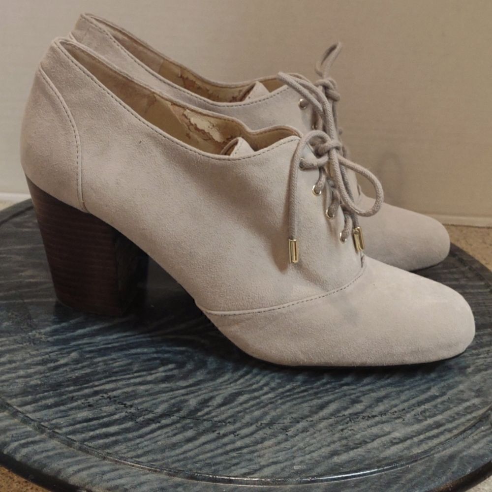 👍 Lands End  Suede Booties Size 7.5 A7
